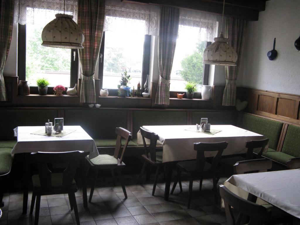 Gasthaus Roter Hahn Hotel Höflein an der Donau Kültér fotó